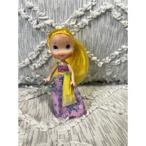 Berry Dazzling Lemon Meringue Doll 2008 Hasbro Strawberry Shortcake